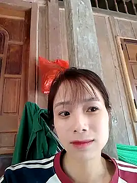 Snapshot of Monkey-0d chatting on October 19, 2:23 am Monkey-0d online show from October 19, 2:23 am