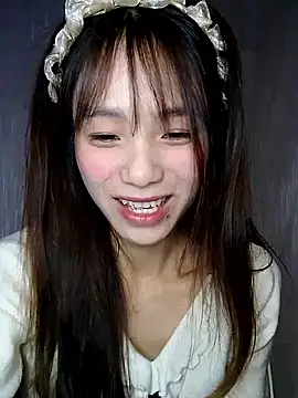 Monkey-0d online show from December 17, 2:17 am