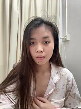 aaaaawhate online show from February 8, 7:12 am