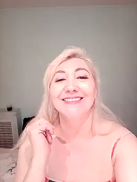 LadyKriss online show from March 6, 10:28 pm