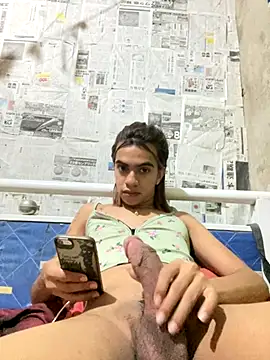 luv trix online show from November 5, 9:42 am