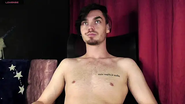 Snapshot of OceannHeart chatting on January 11, 6:02 pm OceannHeart online show from January 11, 6:02 pm