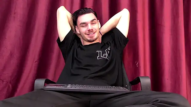 Snapshot of OceannHeart chatting on January 17, 7:39 pm OceannHeart online show from January 17, 7:39 pm