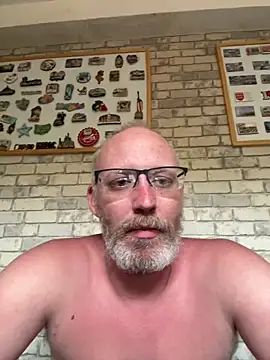 Cedric7653 online show from May 28, 2:25 pm