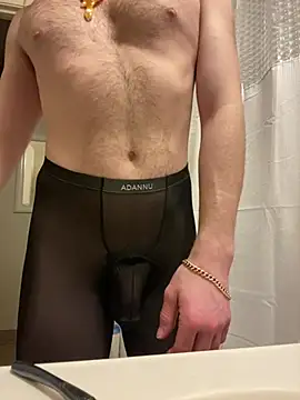 Snapshot of LSDsexslave chatting on February 16, 8:54 am LSDsexslave online show from February 16, 8:54 am