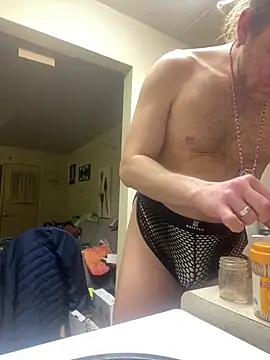 Snapshot of LSDsexslave chatting on March 9, 9:13 am LSDsexslave online show from March 9, 9:13 am