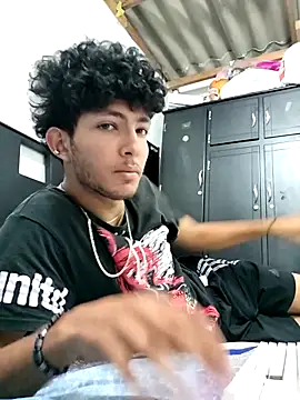 LyliaWood online show from November 4, 1:05 am