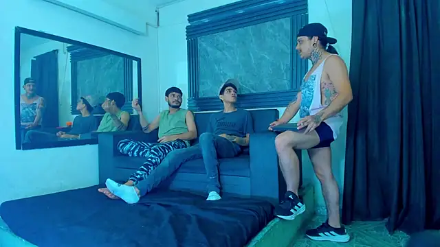  AlecLawrence online show from December 16, 12:43 pm