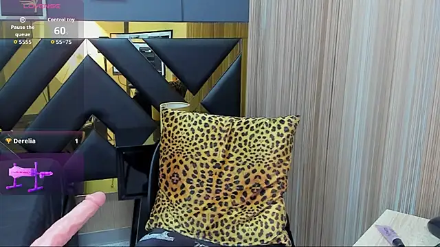 Snapshot of Stefany_Collin1 chatting on November 1, 12:29 pm Stefany Collin1 online show from November 1, 12:29 pm