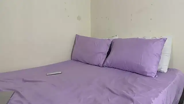 Dulce765b online show from January 9, 11:13 am