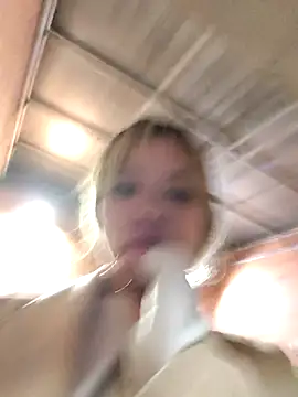 celeste 83 online show from December 3, 3:03 am