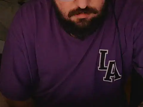Snapshot of moneyman_11 chatting on July 1, 8:41 pm moneyman 11 online show from July 1, 8:41 pm