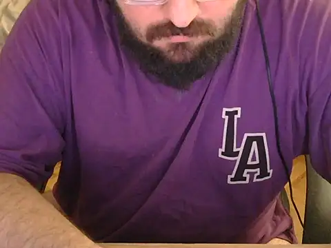 Snapshot of moneyman_11 chatting on July 3, 3:51 pm moneyman 11 online show from July 3, 3:51 pm