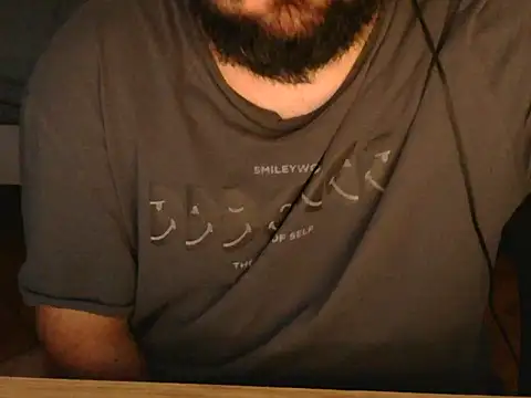 Snapshot of moneyman_11 chatting on July 5, 6:26 pm moneyman 11 online show from July 5, 6:26 pm