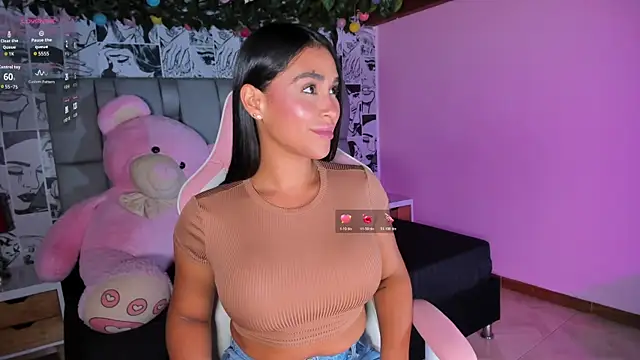 Snapshot of sofialaurentxox chatting on December 1, 8:14 pm sofialaurentxox online show from December 1, 8:14 pm