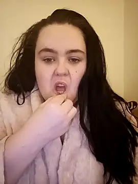 Maya 29x online show from December 14, 7:29 pm