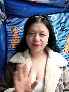 lisa-bae00 online show from December 22, 11:51 am