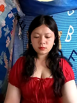 lisa-bae00 online show from March 27, 11:59 pm