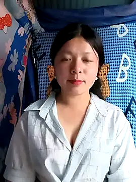 lisa-bae00 online show from March 30, 1:01 pm