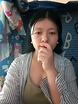 lisa-bae00 online show from April 1, 1:17 am