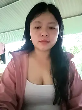 lisa-bae00 online show from May 3, 12:16 am