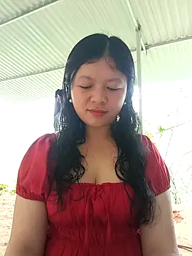 lisa-bae00 online show from May 5, 1:46 am