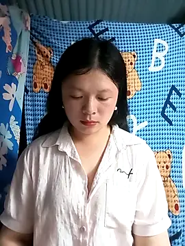 lisa-bae00 online show from May 11, 1:06 pm