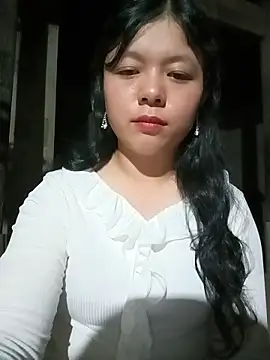 lisa-bae00 online show from June 21, 1:24 pm