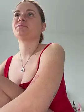 EllaSpark online show from March 20, 7:02 am