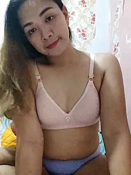 Snapshot of sweetapplepie_4u chatting on October 21, 11:38 pm sweetapplepie 4u online show from October 21, 11:38 pm