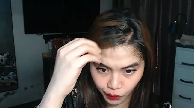 Snapshot of SeductiveTsDoll chatting on March 19, 2:48 am SeductiveTsDoll online show from March 19, 2:48 am