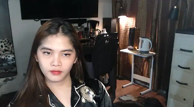 Snapshot of SeductiveTsDoll chatting on March 19, 5:52 am SeductiveTsDoll online show from March 19, 5:52 am