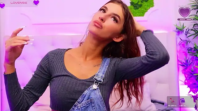 ElisaCharm online show from April 30, 3:46 am