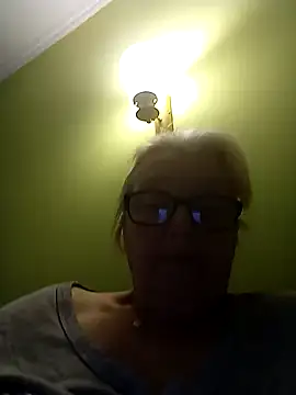 AmyLove353 online show from February 17, 5:37 am