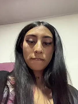 Violeet-Smith online show from February 18, 1:45 am