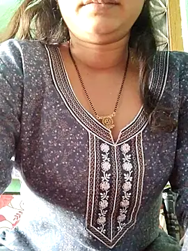 Snapshot of Ankitahot1993 chatting on December 21, 8:21 am Ankitahot1993 online show from December 21, 8:21 am