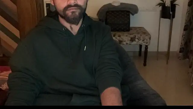 Snapshot of MakeMeAwareAah chatting on January 6, 5:38 pm MakeMeAwareAah online show from January 6, 5:38 pm