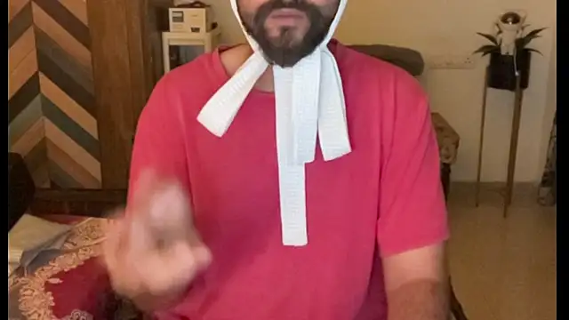 Snapshot of MakeMeAwareAah chatting on January 7, 5:48 pm MakeMeAwareAah online show from January 7, 5:48 pm