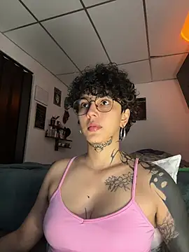 Abby Evanns1 online show from April 30, 2:01 pm