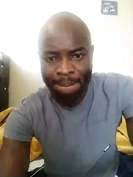 Snapshot of blackdicklusky101 chatting on June 29, 7:14 am blackdicklusky101 online show from June 29, 7:14 am