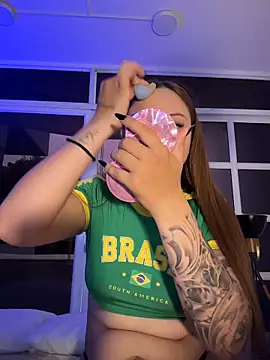 Snapshot of Beella1_ chatting on February 24, 11:41 am Beella1 online show from February 24, 11:41 am