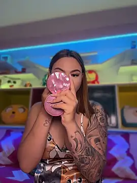 Beella1  online show from May 7, 9:58 am