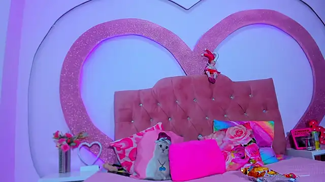 Kailyruiz online show from February 9, 8:35 pm