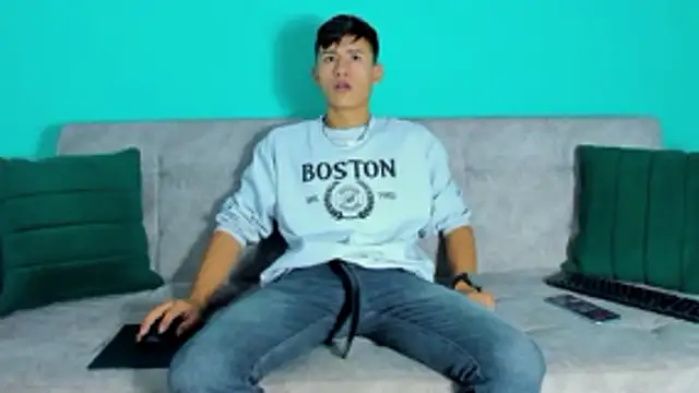 Nicolas Torres  online show from October 23, 8:24 am