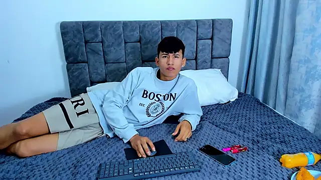 Nicolas Torres  online show from October 28, 7:12 am