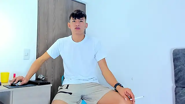 Nicolas Torres  online show from November 5, 7:30 am