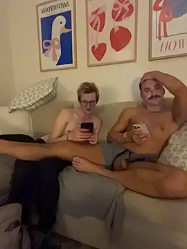 bobbyatx online show from November 2, 7:33 am