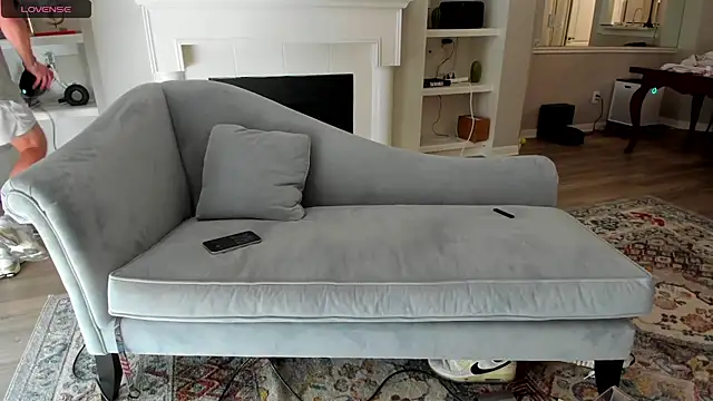 Snapshot of bobbyatx chatting on February 27, 9:26 pm bobbyatx online show from February 27, 9:26 pm