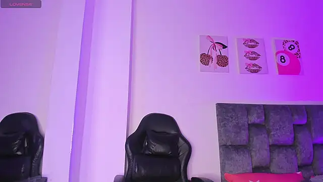 kittymonroe1 online show from May 6, 5:51 pm