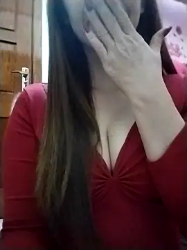 Snapshot of Emili68 chatting on January 18, 9:02 am Emili68 online show from January 18, 9:02 am